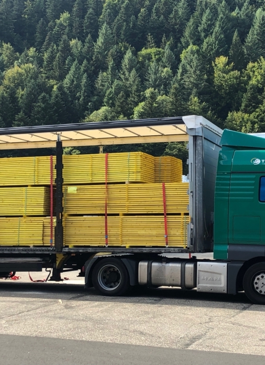 Livraison rapide de Bois de fermette et charpente industrielle en France - Agence Boinet