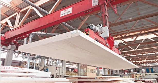 quels sont les avantages des panneaux bois CLT